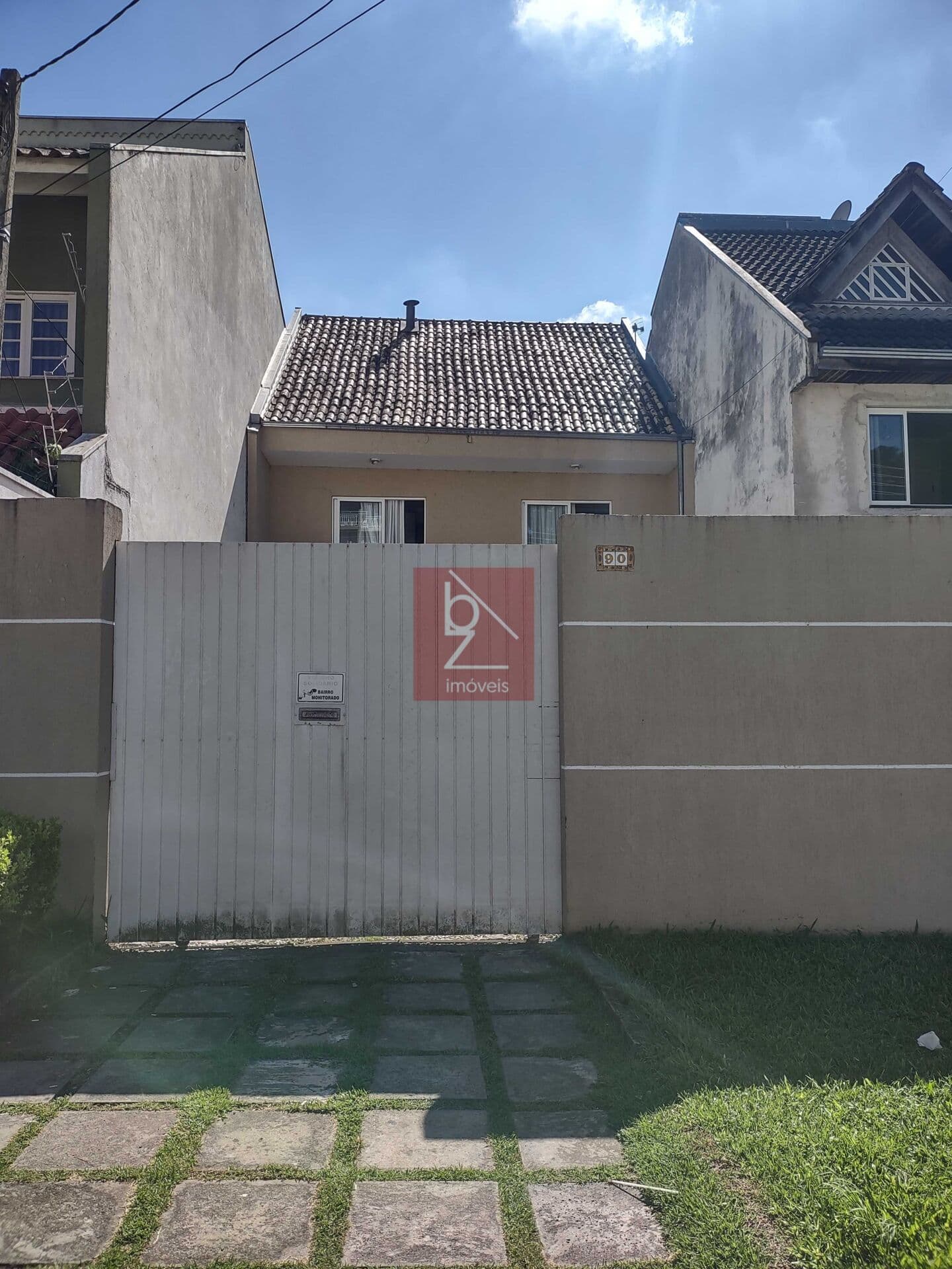 SOBRADO COM 179,00m² NO MARINONE POR R$ 699.000,00