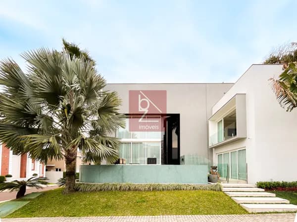 CASA DE ALTO PADRÃO COND. PORTEIRA FECHADA-UBERADA R$5.950.000,00