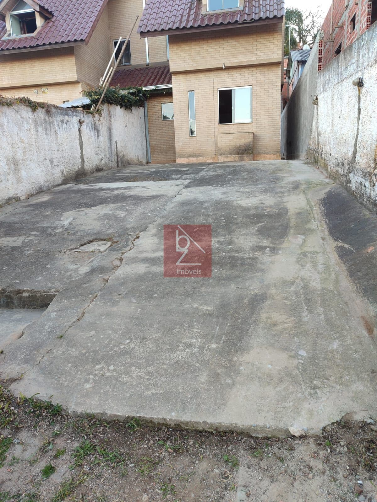 SOBRADO COLOMBO JARDIM DAS GRAÇAS 147,42 TERRENO R$295.000,00