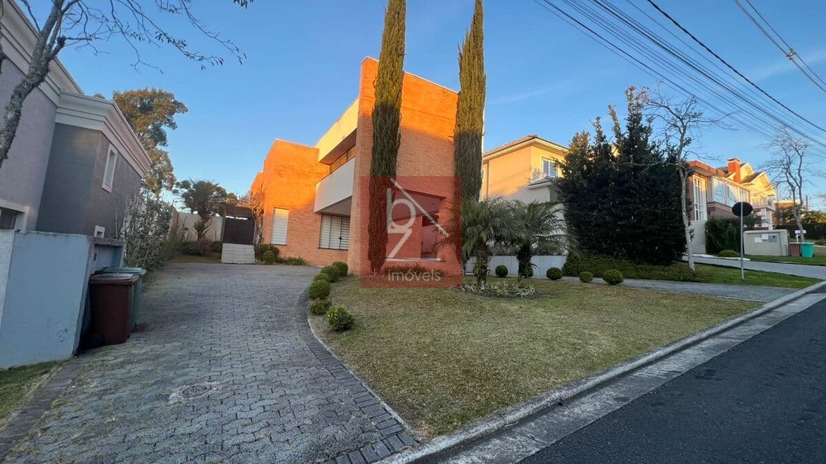 CASA CONDOMÍNIO 330 PRIV. 4 QUARTOS 7 VAGAS ALPHAVILLE R$3.490.000,00