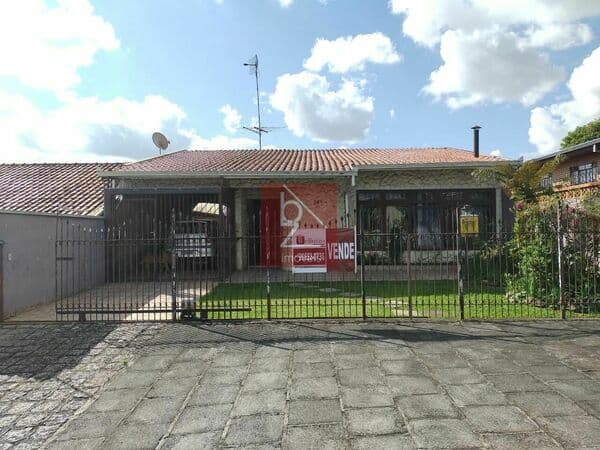 CASA 480M² DE TERRENO 4 DORM 1 SUITE 2 VAGAS BARREIRINHA R$750.000,00