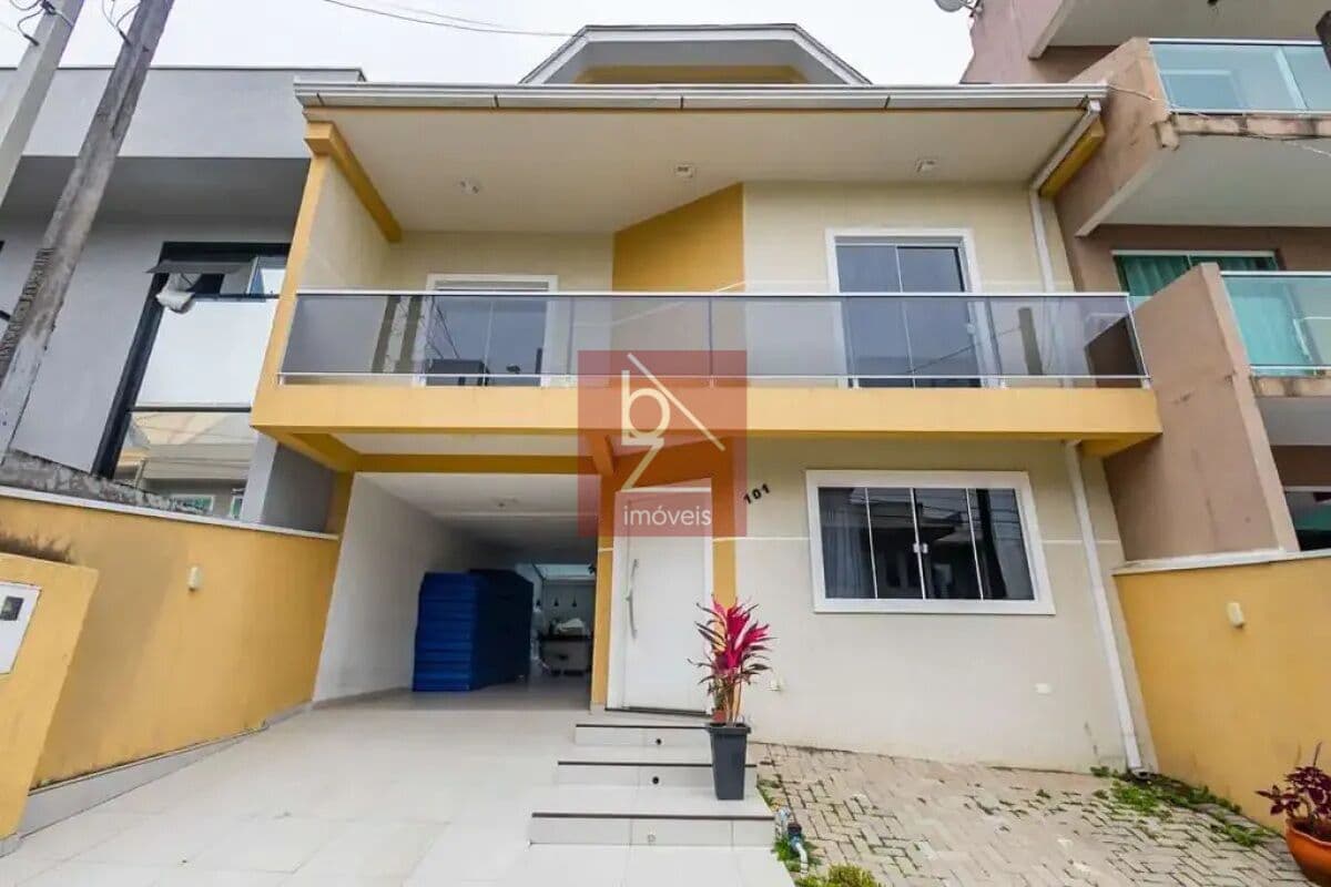 SOBRADO EM CONDOMÍNIO 190M² PRIV. TRIPLEX 3 DORM.R$780.000,00