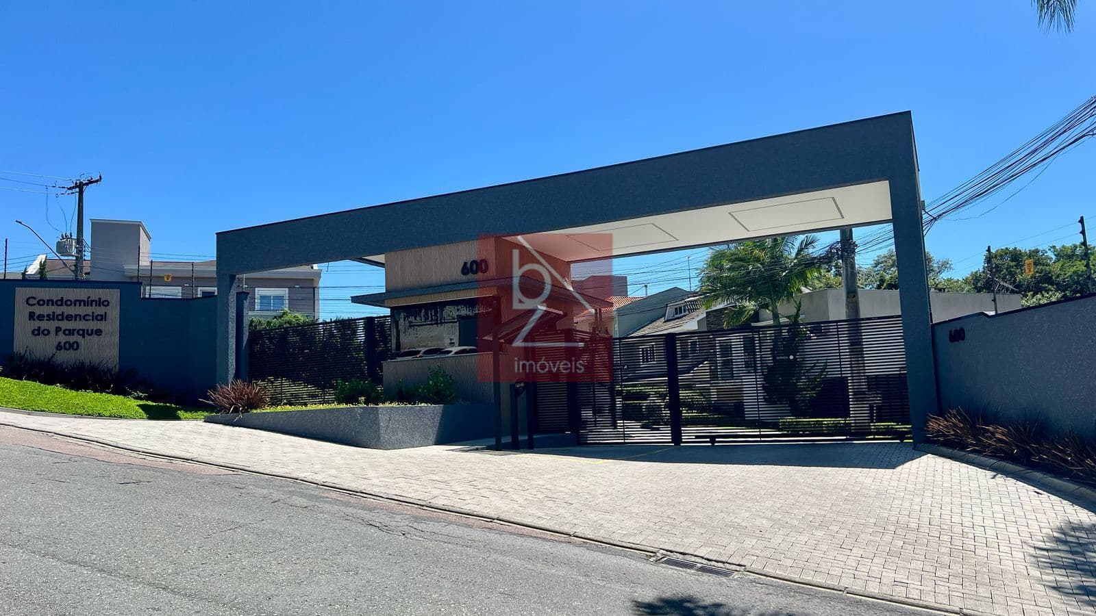 CASA COND. BARREIRINHA 280M² PRIV. 4 DORMITÓRIOS. 4 VAGAS R$1.490.000,00