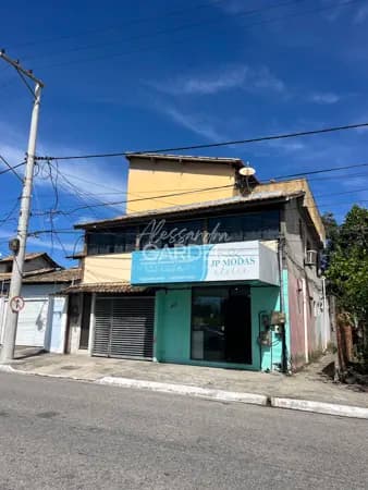 Casa com terraço privativo, 2 quartos sendo 1 suíte + Loja - Jardim Atlântico