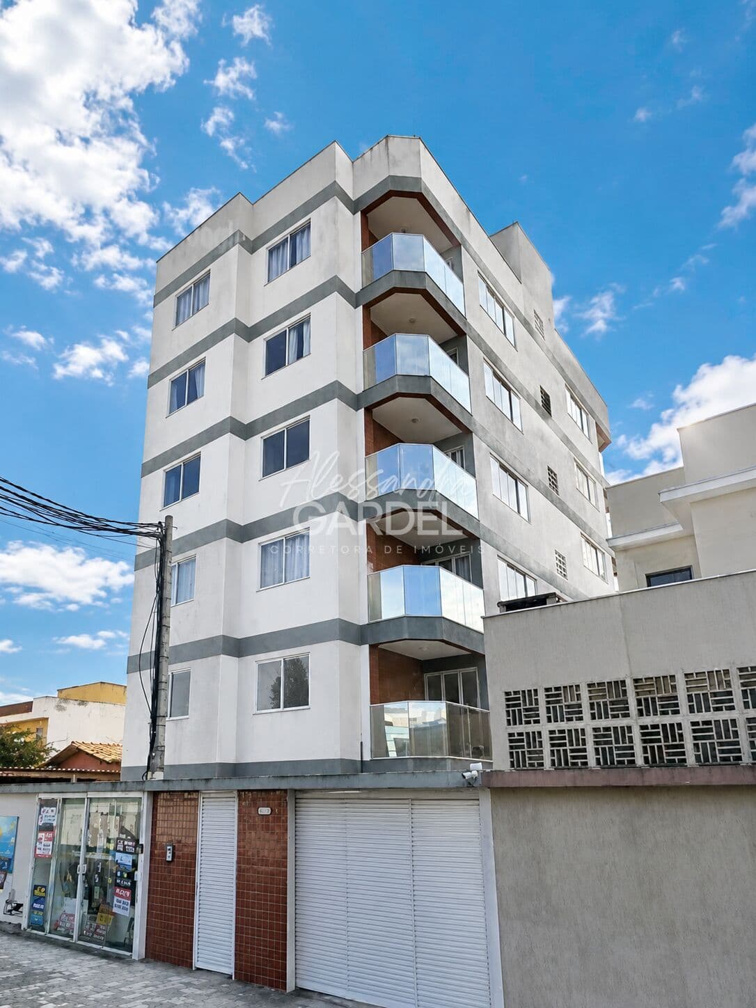 Apartamento 2 quartos sendo 1 suíte - Recreio - Rio das Ostras