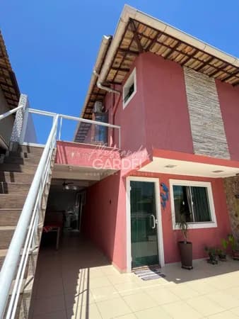 Casa Duplex Independente com área gourmet - Rio das Ostras