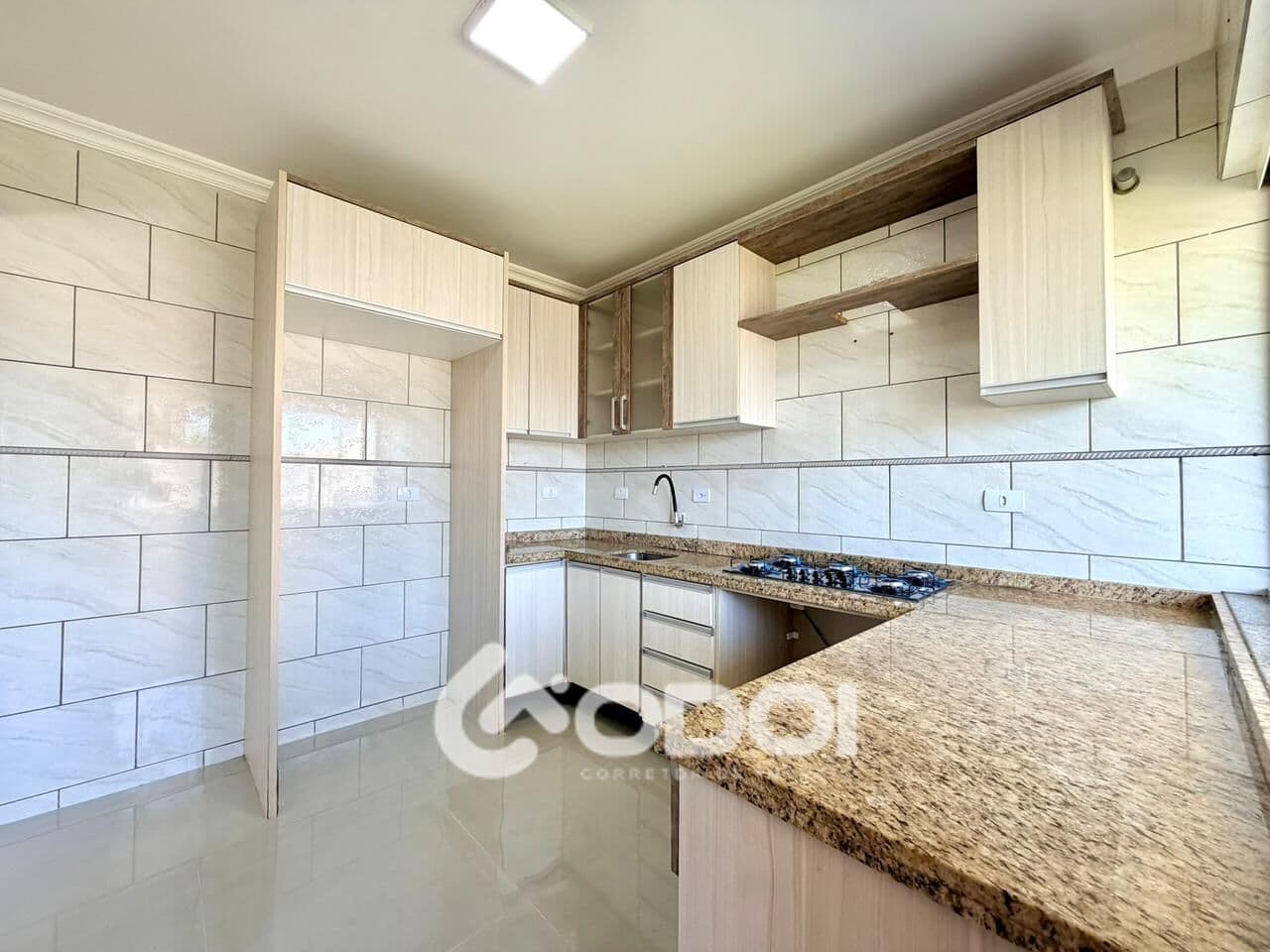 Apartamento Térreo em Rio Pequeno, São José dos Pinhais/PR