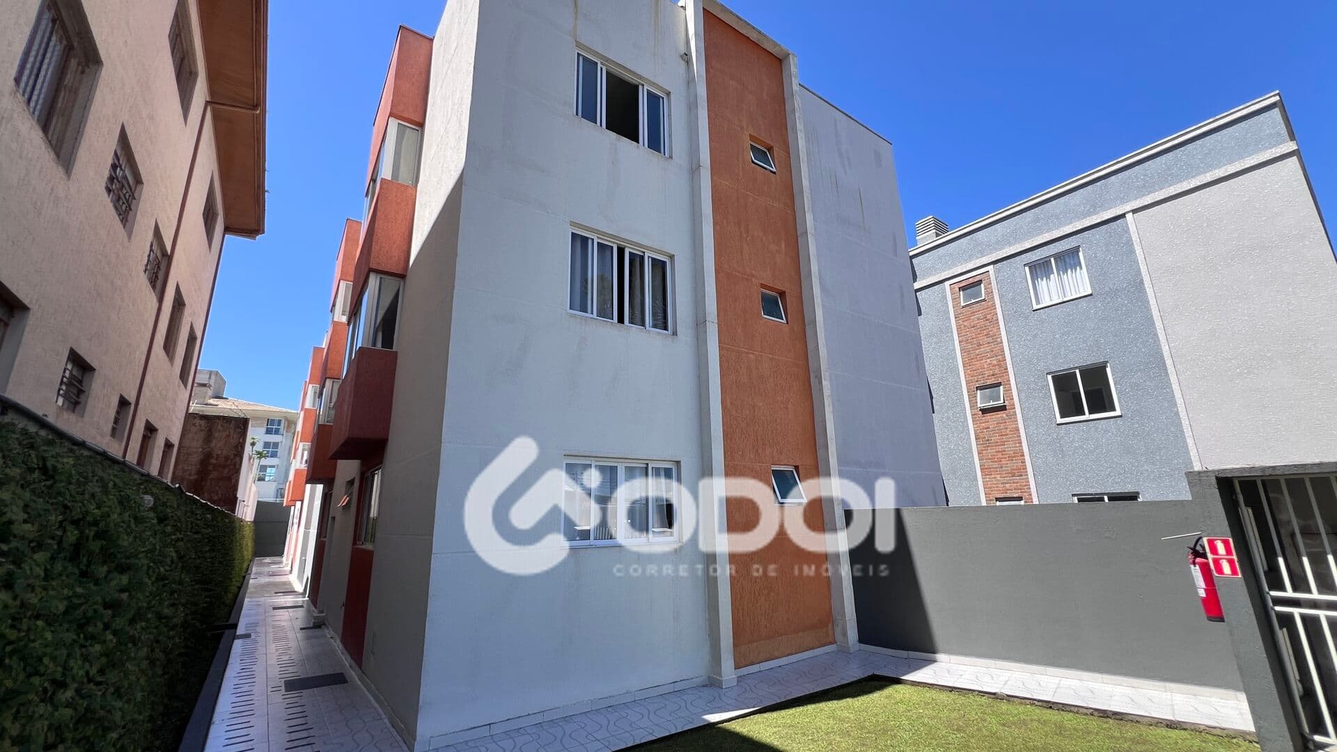 Apartamento em Bom Jesus, São José dos Pinhais/PR