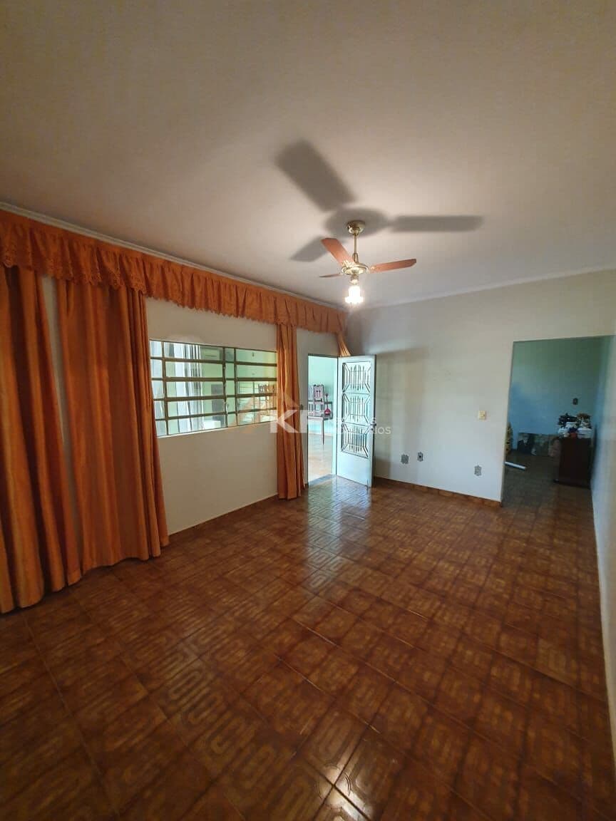 Casa à Venda com edicula - Ipiranga 2 quartos- Ribeirão Preto/SP