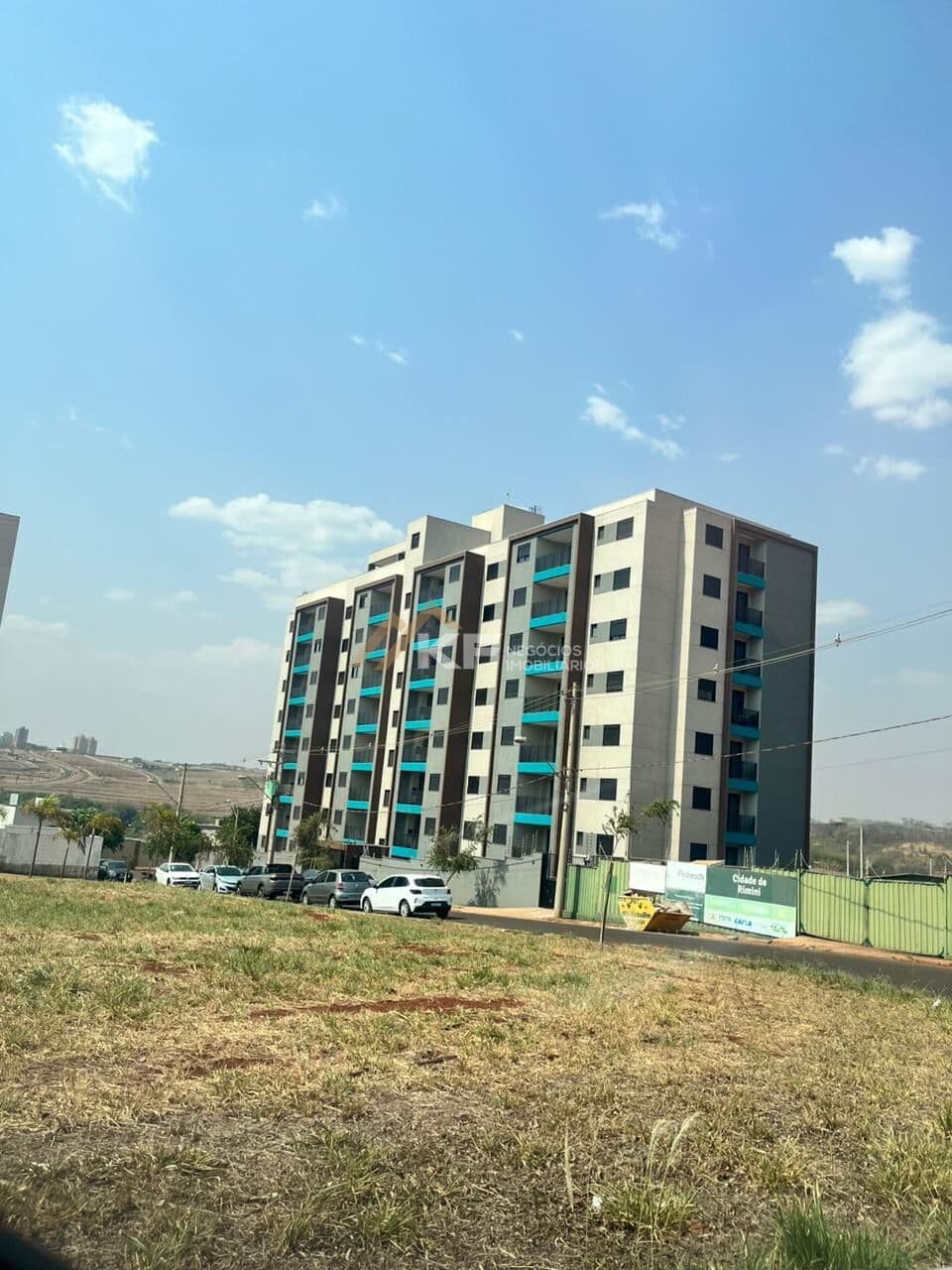 Apartamento à Venda com varanda gourmet no Bairro Quintas de São José - Ribeirão Preto / SP