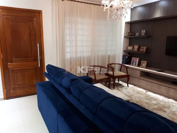 Casa à venda no bairro Manoel Penna- Ribeirão Preto-SP