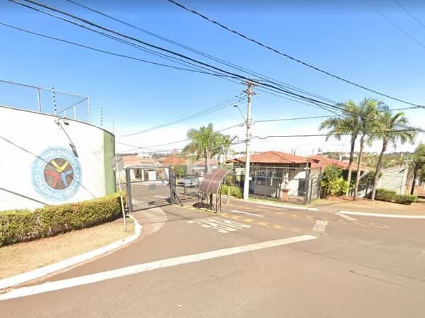 Casa em Ribeirão Preto - Jardim Zara