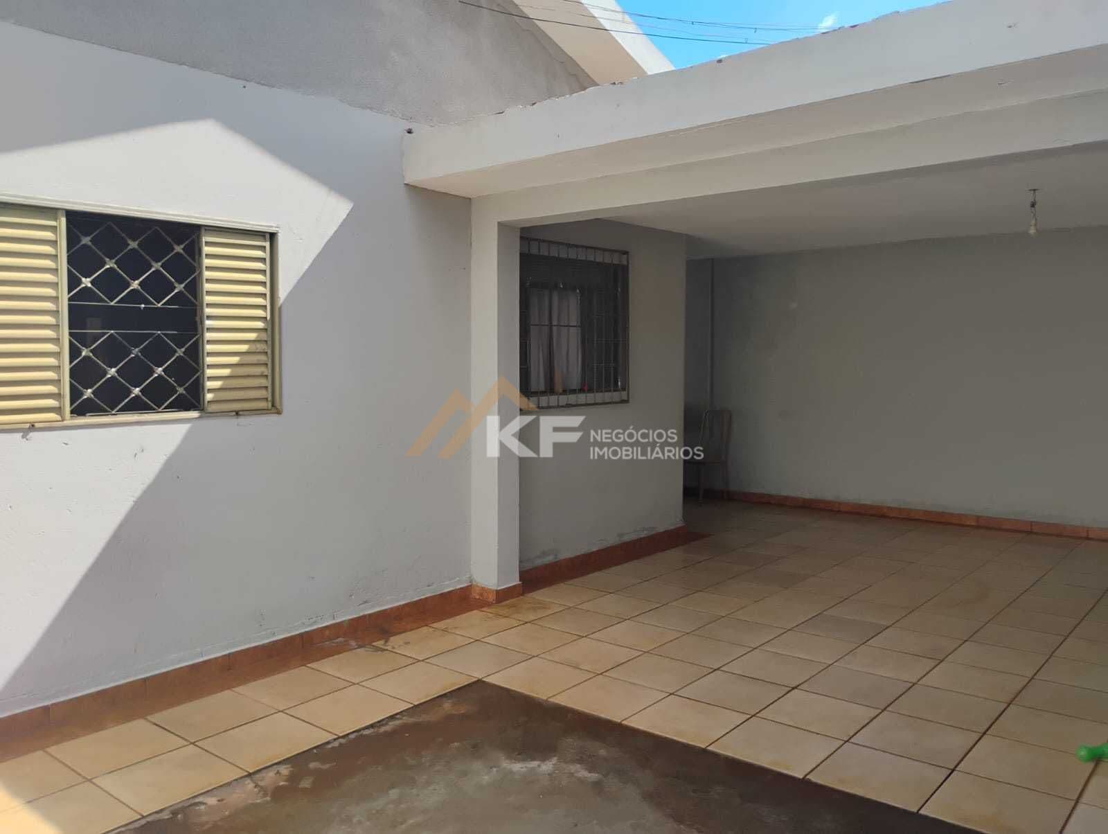 Casa à Venda com 2 Quartos no bairro Valentina Figueiredo - Ribeirão Preto / SP