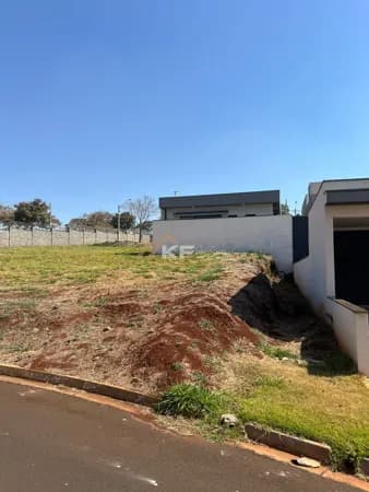 Terreno à Venda em Condomínio Terras de Santa Marta - Ribeirão Preto/SP