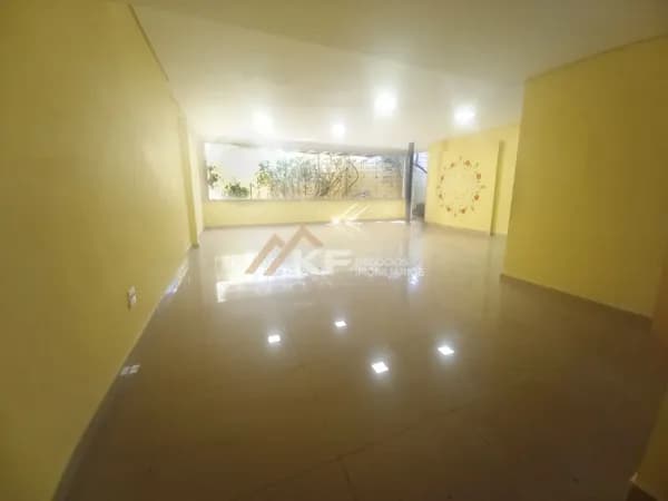 Salão comercial á Venda - Sumarezinho - Ribeirão Preto / SP