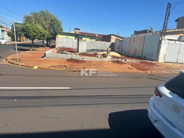 Terreno à Venda no Ipiranga - Ribeirão Preto/SP