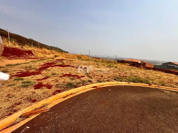 Terreno à Venda no Villa do Mirantes - Ribeirão Preto/SP