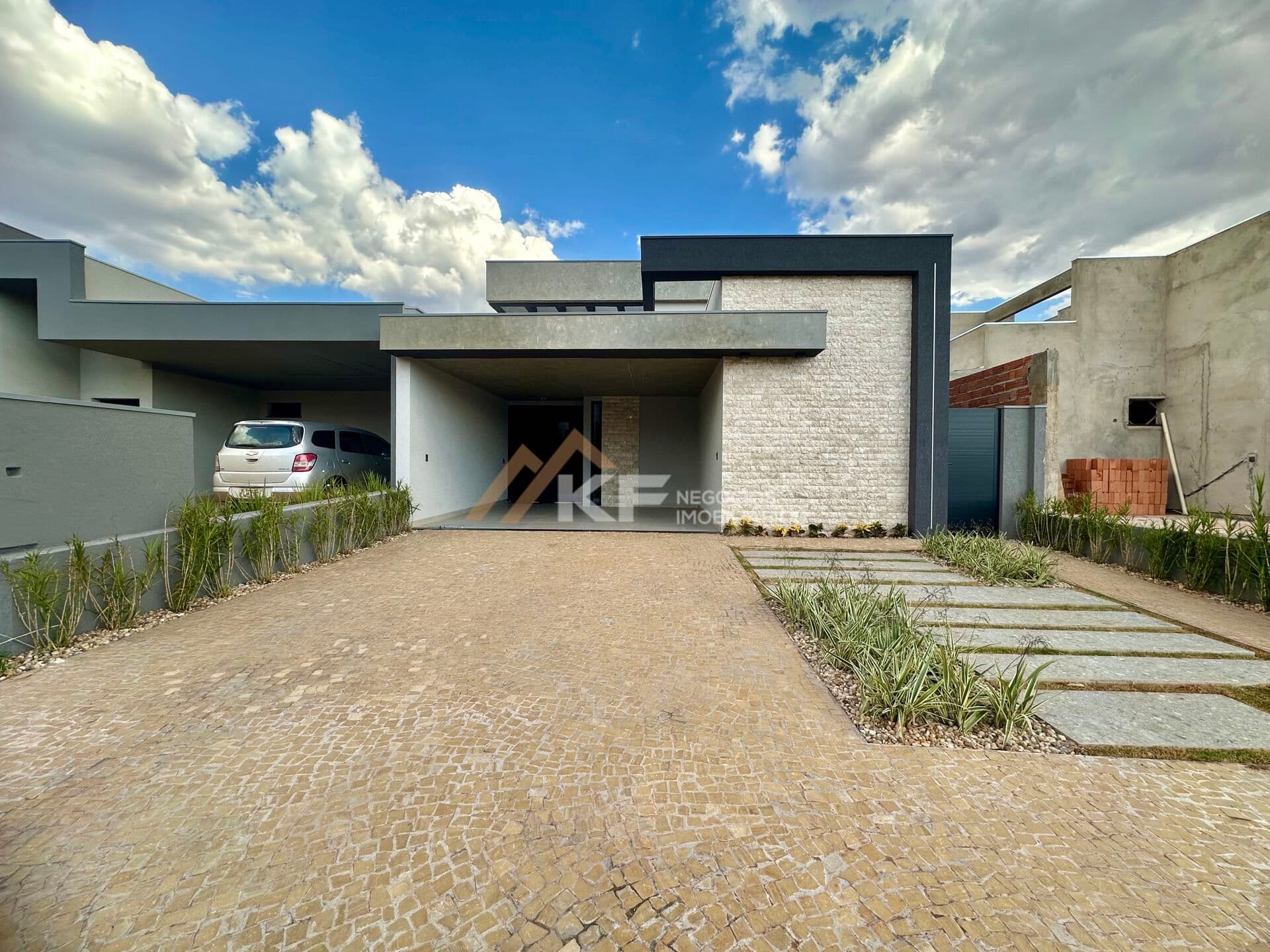 Casa em Condomínio à venda 3 Quartos suítes - Piscina - R$1.280.000 - Vivendas da Mata- Ribeirão Preto