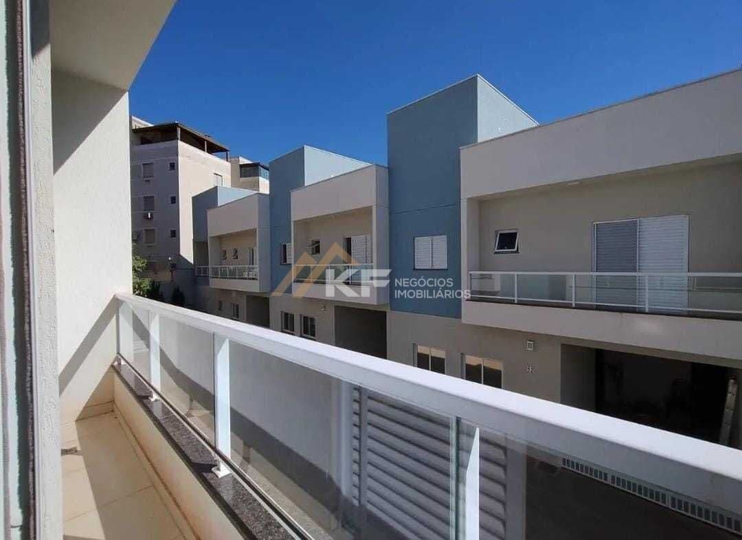 Casa Sobrado em Condomínio à venda com 2 suites no bairro Sumarezinho - Ribeirão Preto / SP