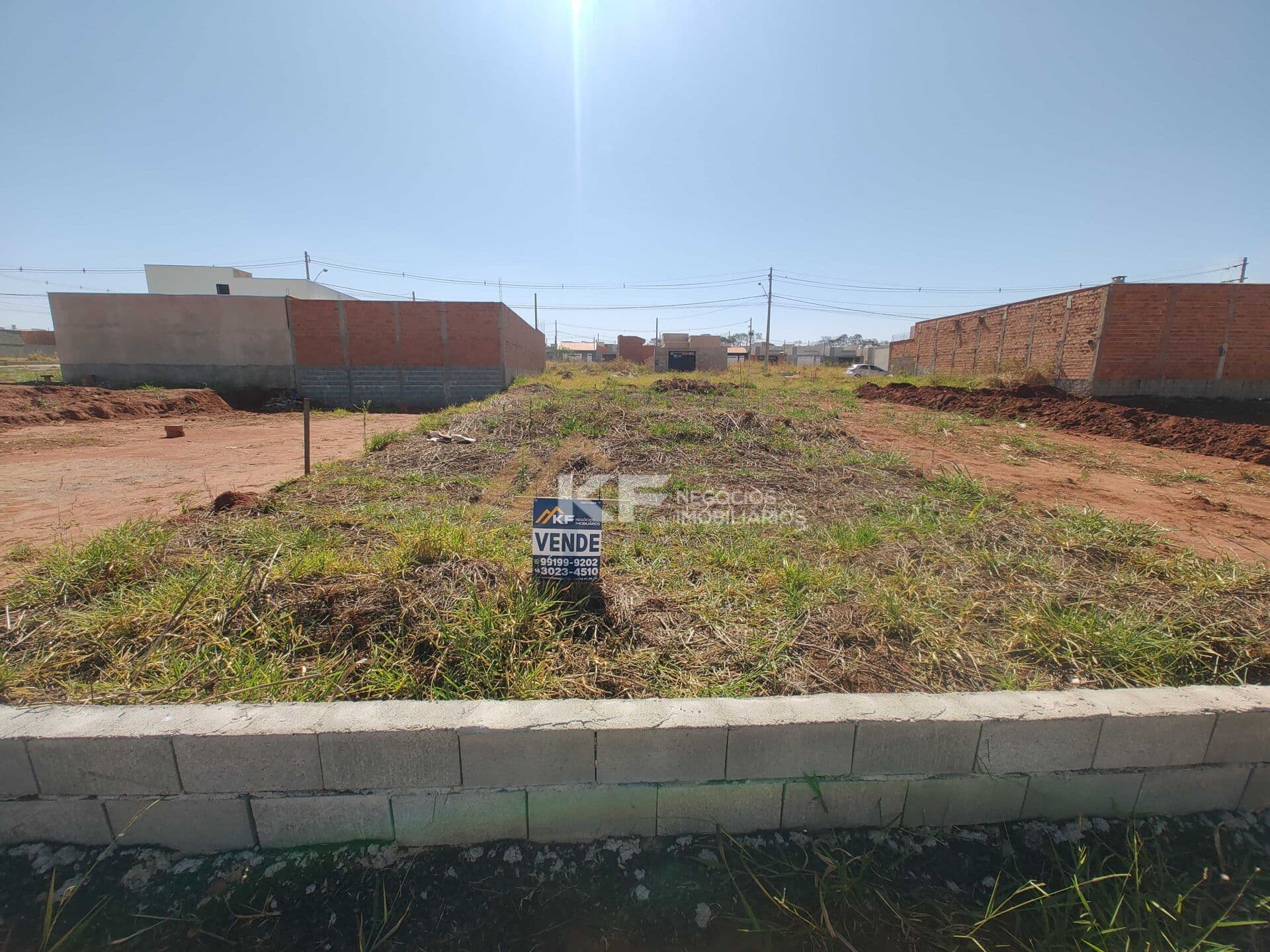 Terreno à Venda em Loteamento Residencial e Comercial - Jardim Regatas - Ribeirão Preto / SP