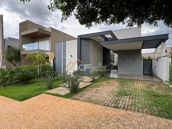 Casa em Condomínio com 3 Quartos à Venda 300m²- Portal da Mata- Ribeirão Preto-SP