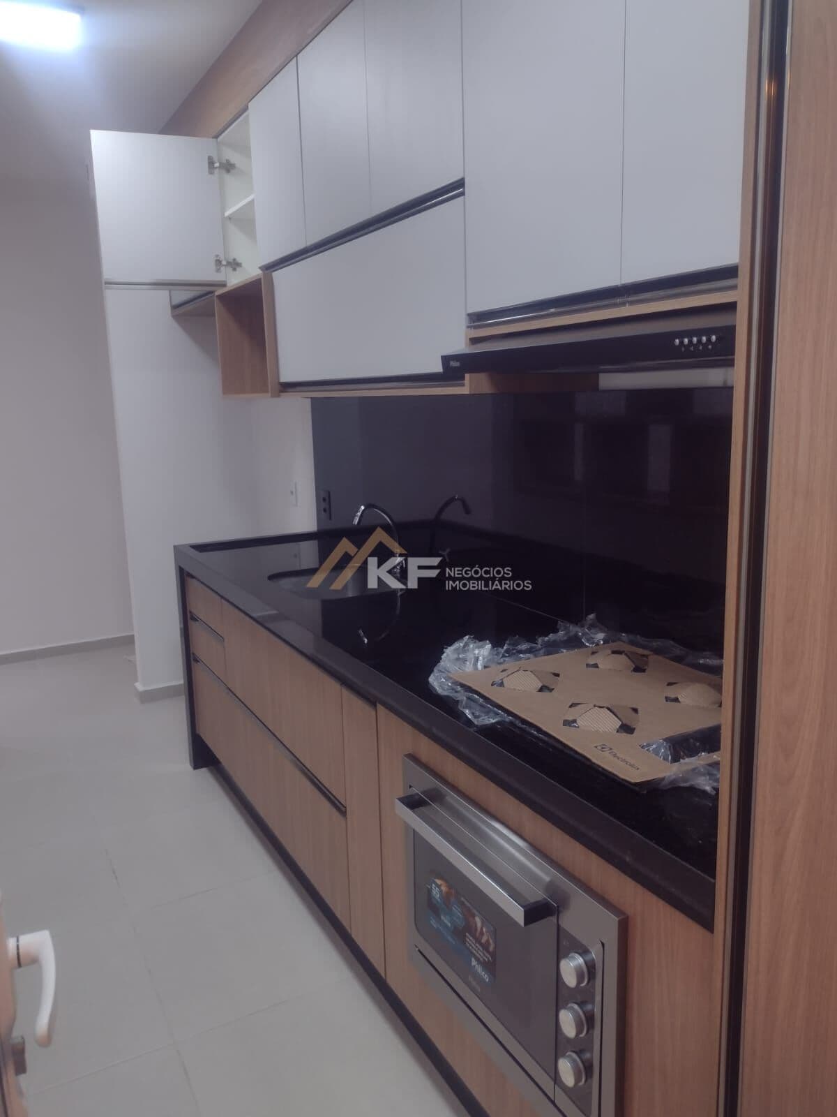 Apartamento á venda, com Suíte e Sacada, Bonfim Paulista - Ribeirão Preto / SP