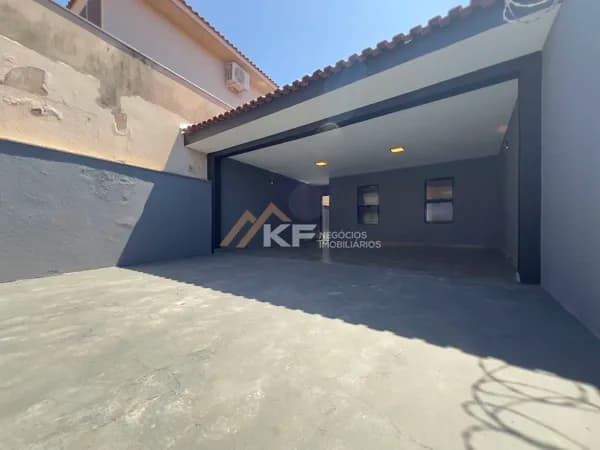 Casa em reforma à venda com 3 Quartos 1 suíte, amplo quintal no bairro Planalto Verde - Ribeirão Preto / SP