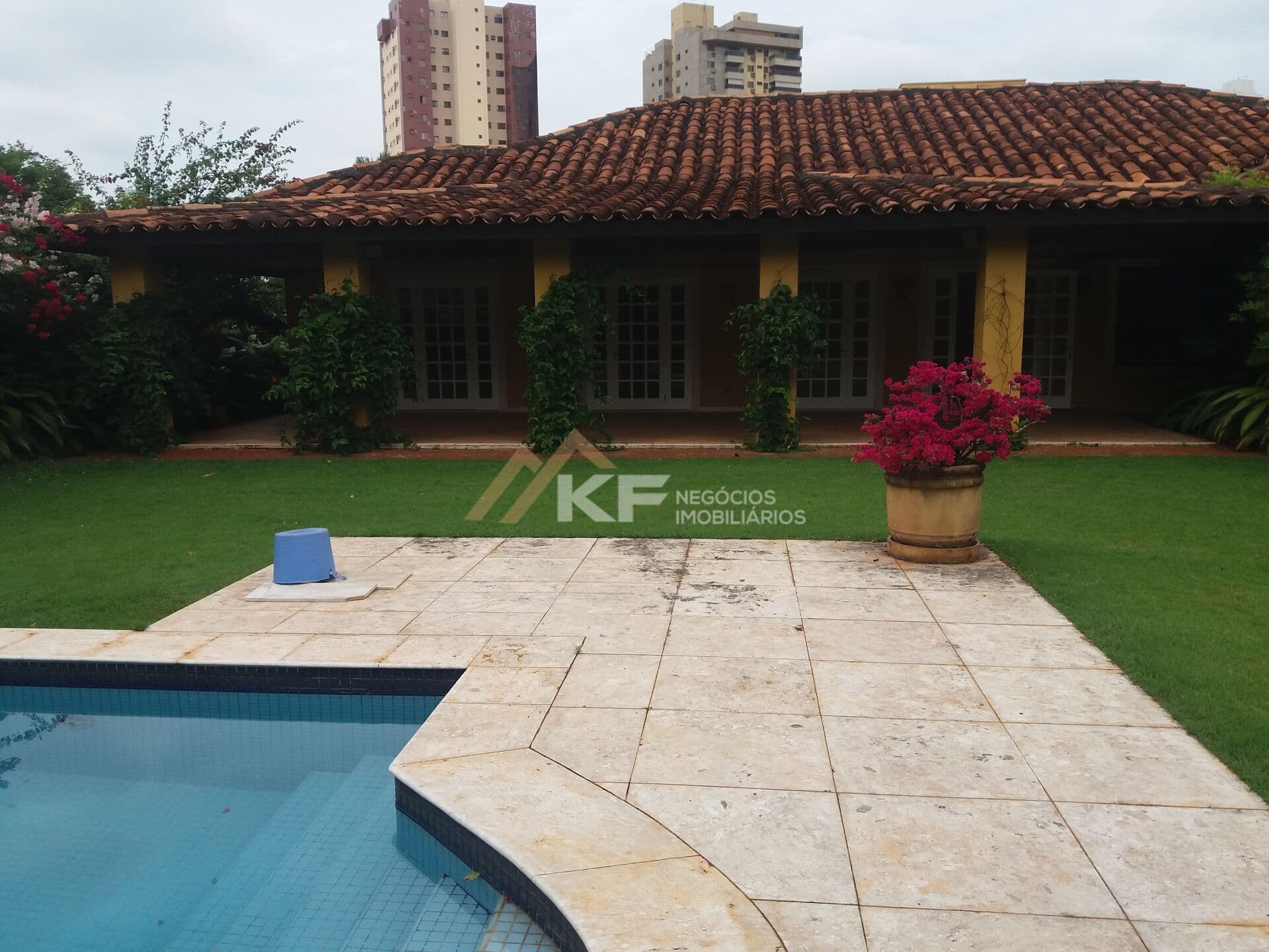 Casa em Condomínio á Venda - Jardim America - Ribeirão Preto/SP