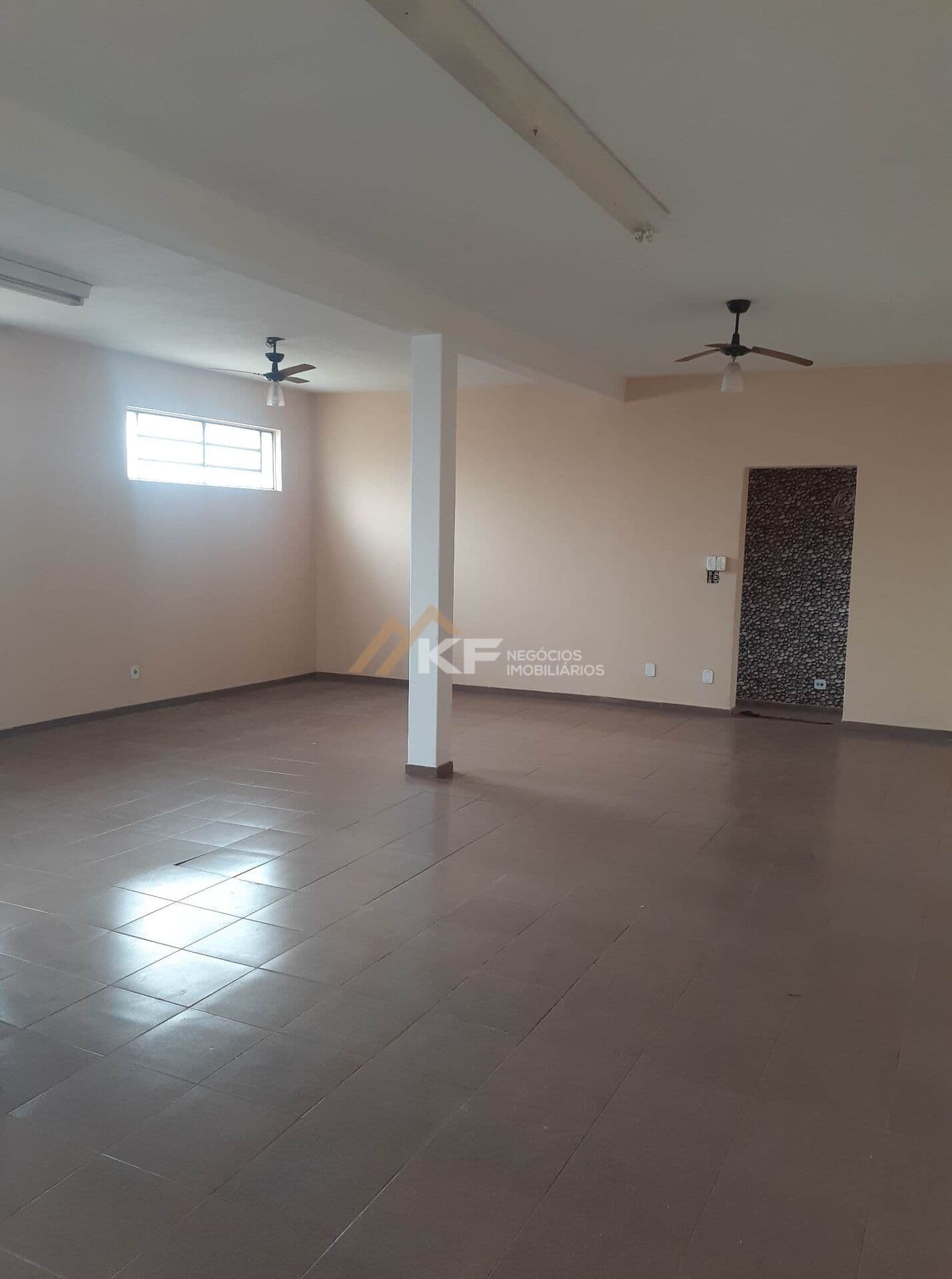 Salão Comercial à Venda no Campos Elísios - Ribeirão Preto / SP