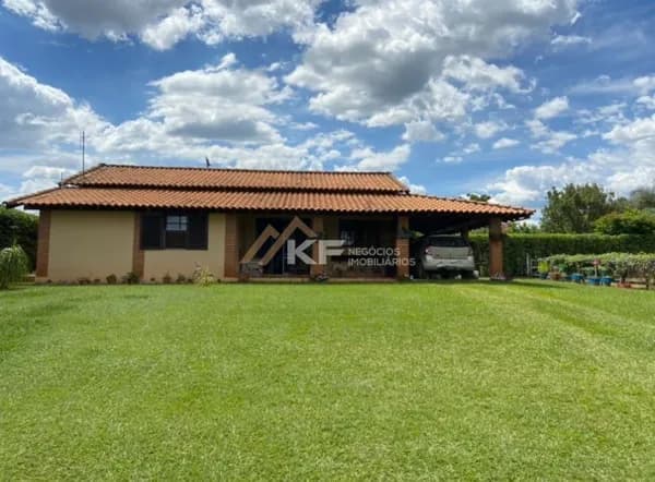 Chácara á venda - Cajuru/SP