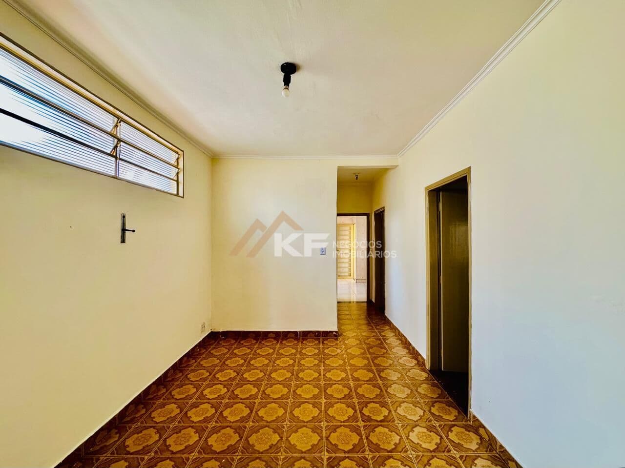Casa à Venda nos Campos Elíseos - Ribeirão Preto/SP