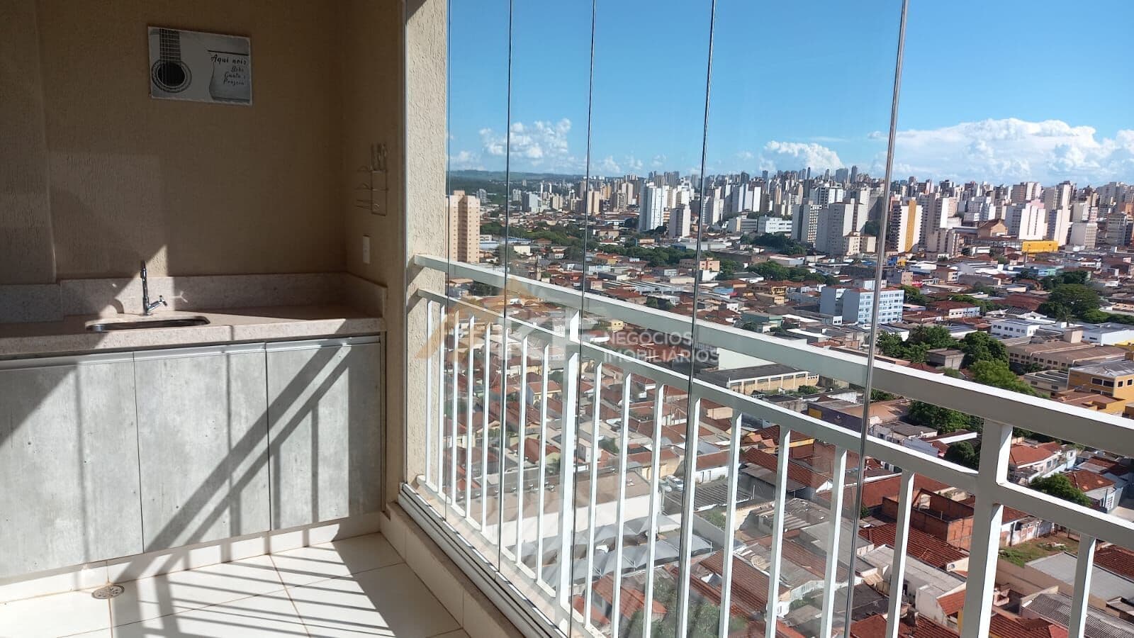 Lindo apartamento de 3 dormitórios rico em armários no bairro Campos Elísios - Ribeirão Preto/SP