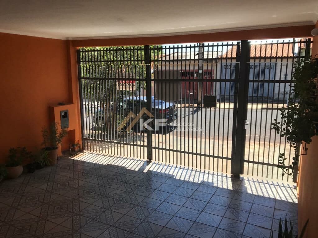 Casa á Venda - Ipiranga - Ribeirão Preto/SP