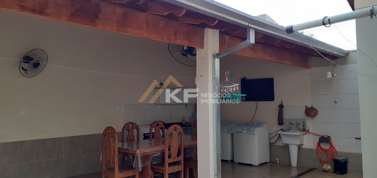 Casa com salão comercial à venda 01 dormitório - Jd. Silvio Passalacqua - Ribeirão Preto/SP.