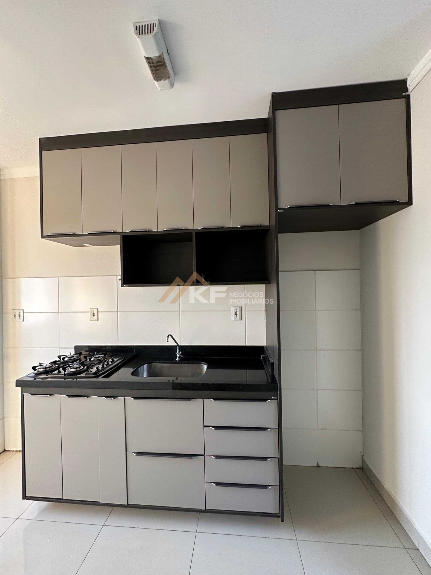 Apartamento à Venda de 2 Quartos no bairro Ribeirão Verde - Ribeirão Preto / SP
