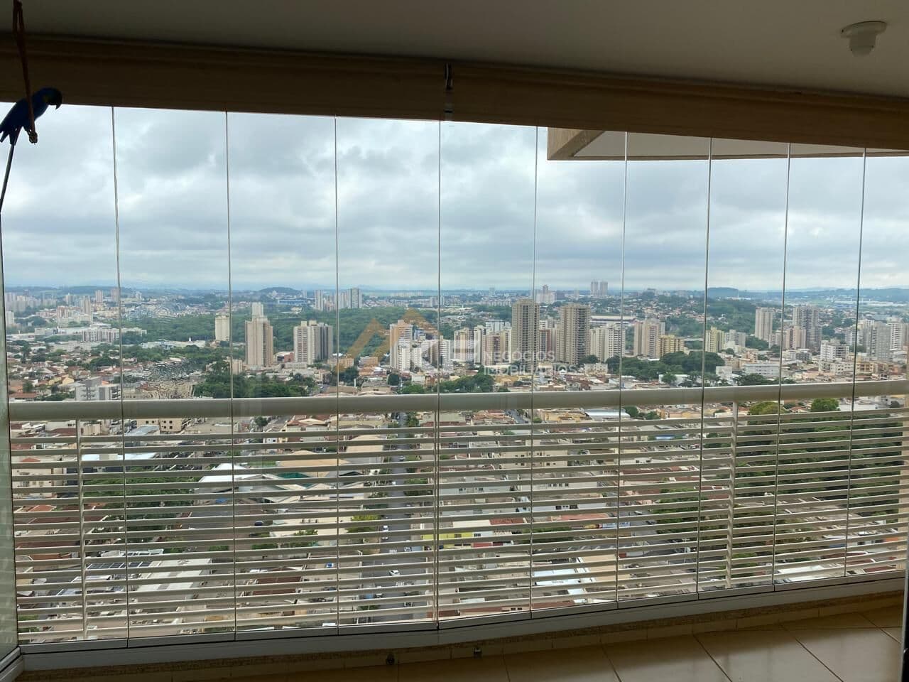 Apartamento com 3 suítes e varanda Próximo a Fiusa - Ribeirão Preto - SP