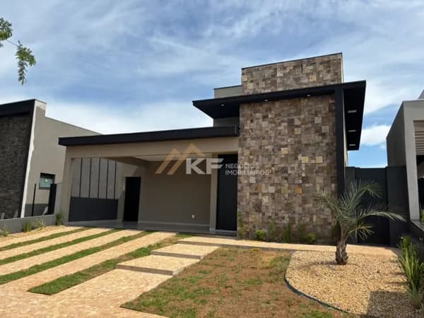 Casa em Condomínio à Venda no Vivendas da Mata - Ribeirão Preto / SP