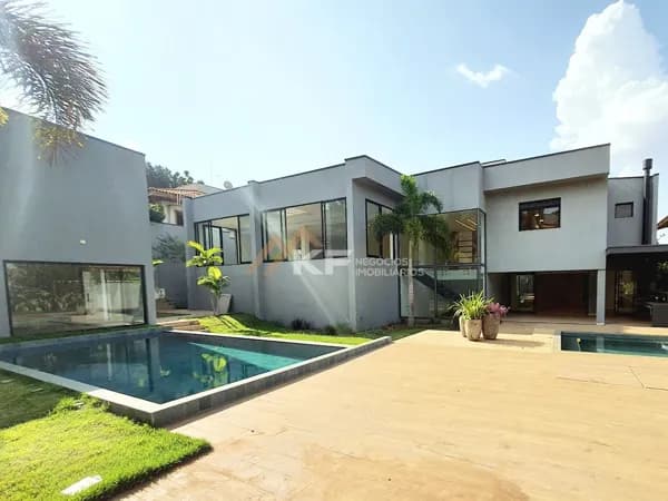 Casa à Venda em Condomínio 6 Quartos/ suítes - Piscina - 811,43m² - Av. Portugal- Ribeirão Preto