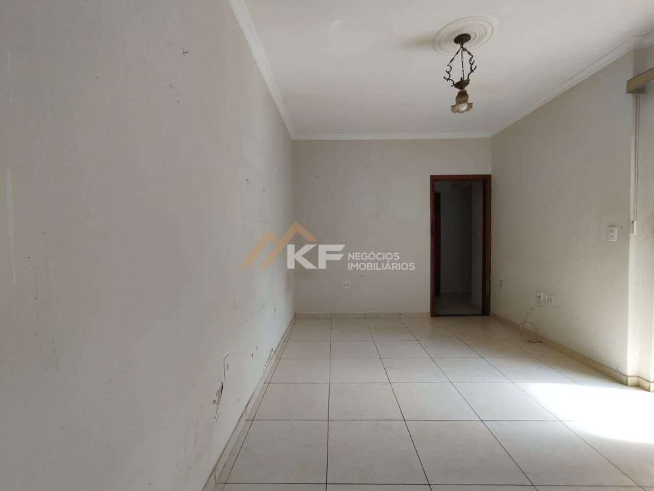 Casa à Venda - Ipiranga - Ribeirão Preto / SP