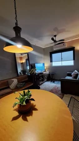 Apartamento à venda com sacada e suíte no Jardim Botânico - Ribeirão Preto/SP