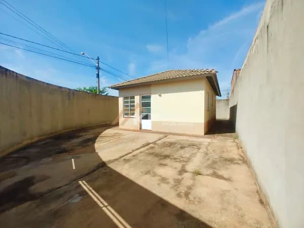 Casa de Esquina Bairro Jardim Cristo Redentor, Ribeirão Preto/SP