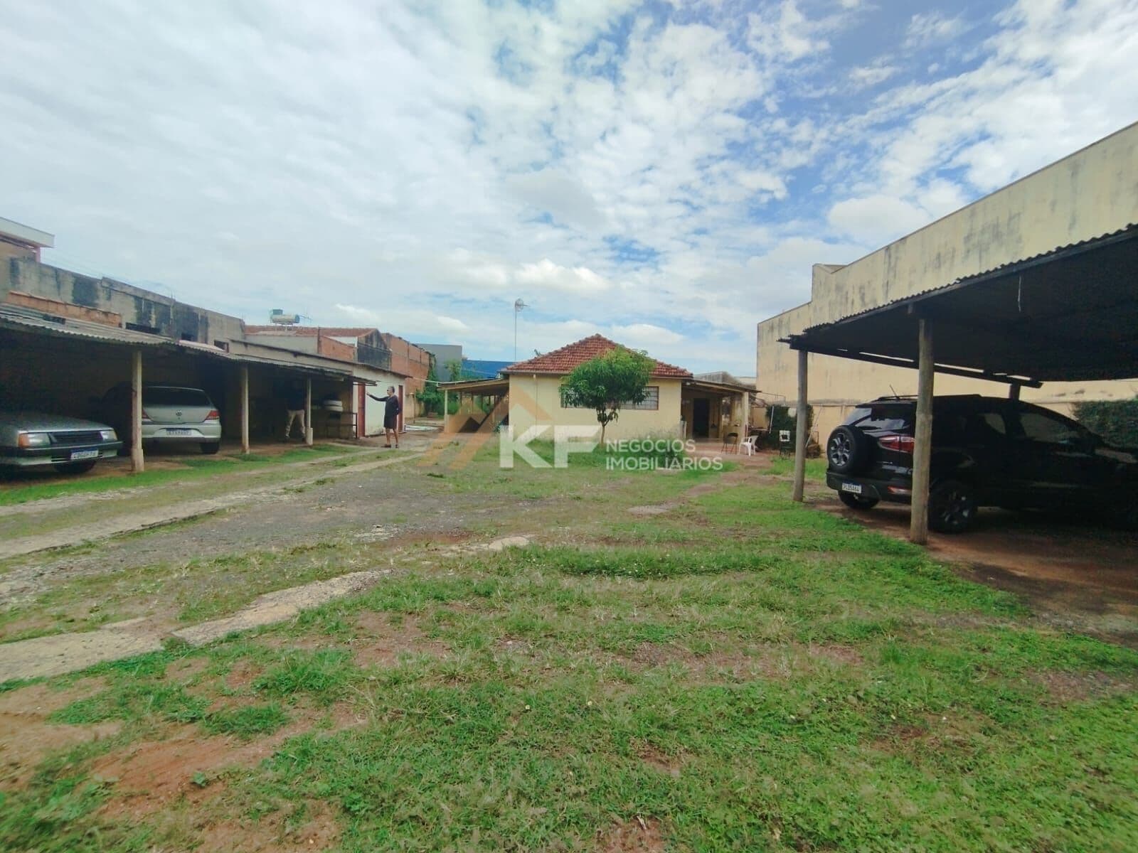 Terreno à venda - 1.011 metros - Bairro Tanquinho - Ribeirão Preto /SP