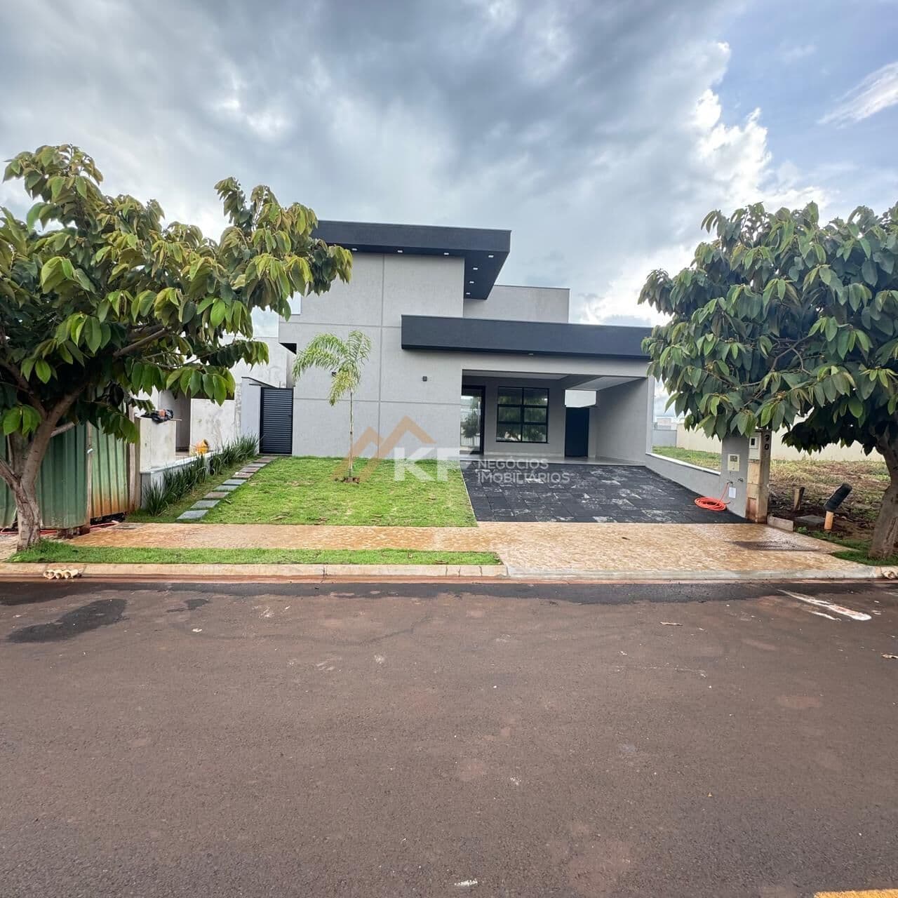 Casa em Condomínio à Venda no Vivendas da Mata - Ribeirão Preto / SP