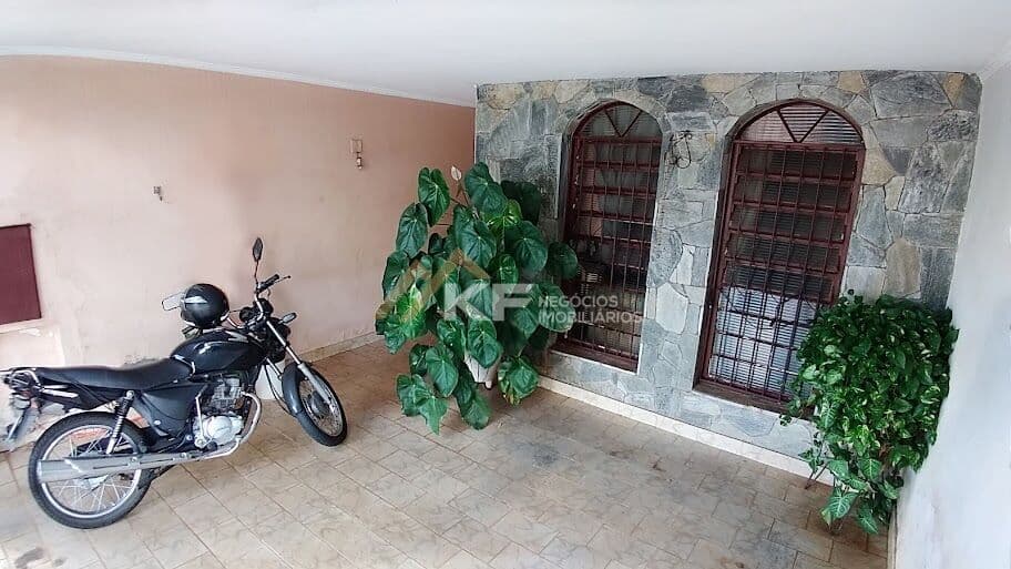 Casa á Venda - Sumarezinho - Ribeirão Preto / SP