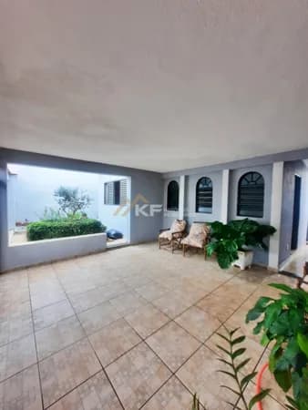 Casa à venda com 02 dormitórios no bairro Alto do Ipiranga em Ribeirão Preto - SP.