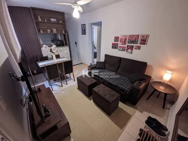 Apartamento à Venda com 2 Dormitórios no bairro Sumarezinho - Ribeirão Preto / SP