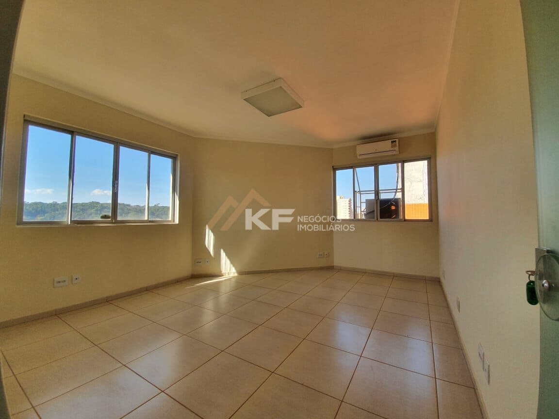 Salas Comerciais à Venda no Centro de Ribeirão Preto / SP