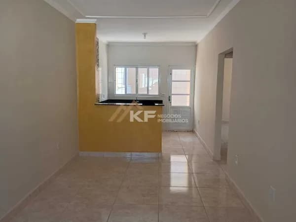 Casa à Venda com 2 Quartos, sendo 1 suite no bairro Parque das Oliveira - Ribeirão Preto / SP