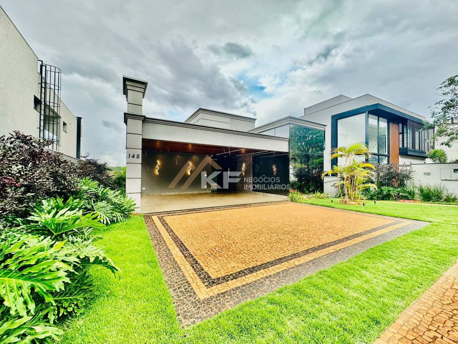 Casa Sobrado em Condomínio à venda 4 Quartos suítes - 421m² - Alphaville 3- Ribeirão Preto