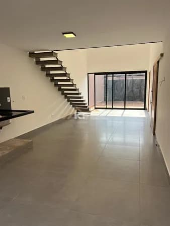 Casa à Venda no Jardim Santa Cecília - Ribeirão Preto/SP